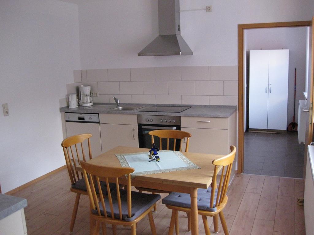 Holiday Home Debacher Kappel-Grafenhausen Rum bild